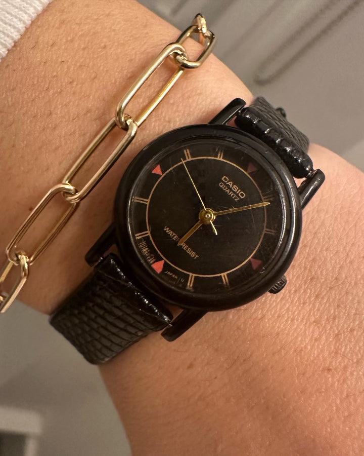 Vintage Casio - Black & Red