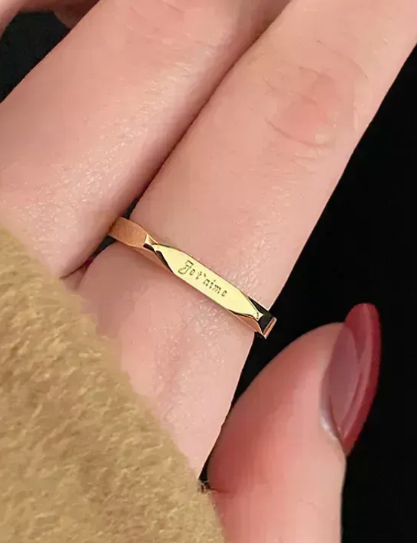 Je t'aime Ring