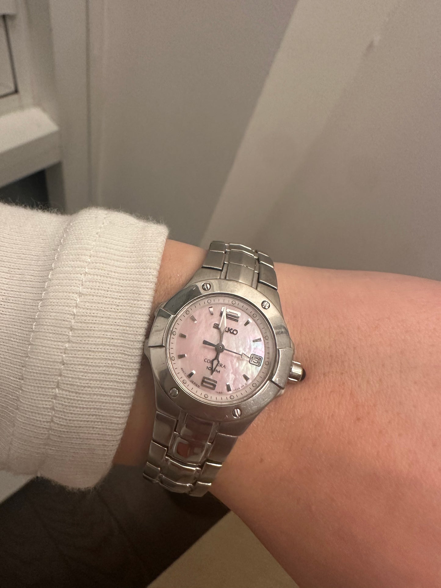 Vintage Seiko - Pink & Silver